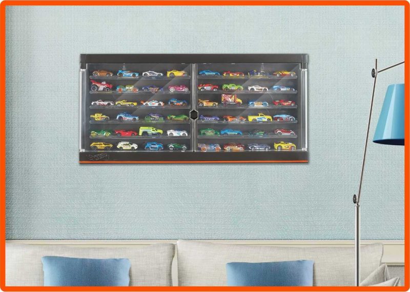 Hot Wheels Display Case with Exclusive Mercedes-Benz 190E 1:64 Scale Sports Car - Image 4