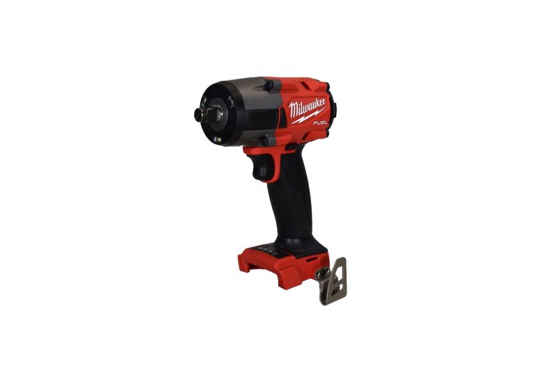 Milwaukee 2962-20 M18 18V 1/2" Mid-torque Impact Wrench with Friction Ring - Image 2