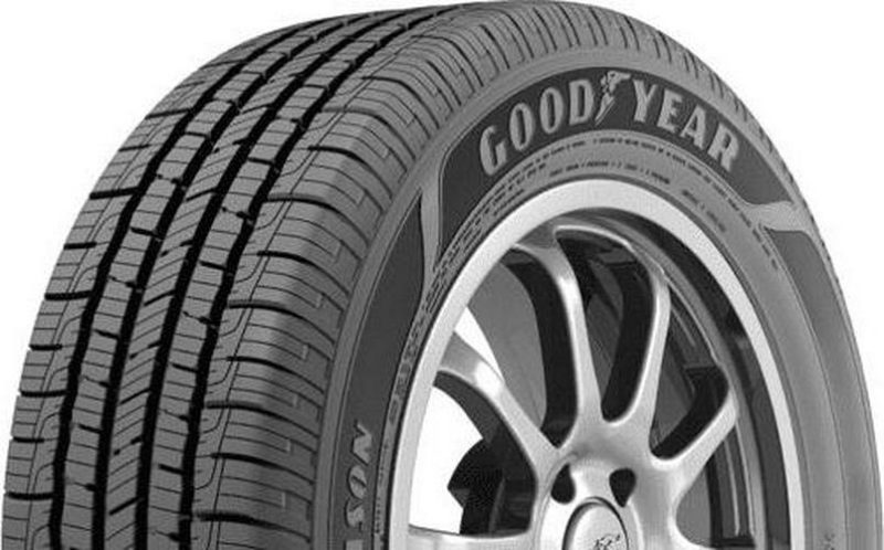 Goodyear Reliant All-Season 255/50R20 109H All-Season Tire - Image 3