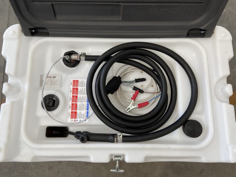 AM-TANK 40 DEF: Portable 40 gal DEF Tank Low Profile with 12V Pump, 13ft Hose and Nozzle. - Image 5