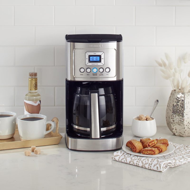 Cuisinart DCC 3200 PerfecTemp Programmable Coffeemaker - Image 3