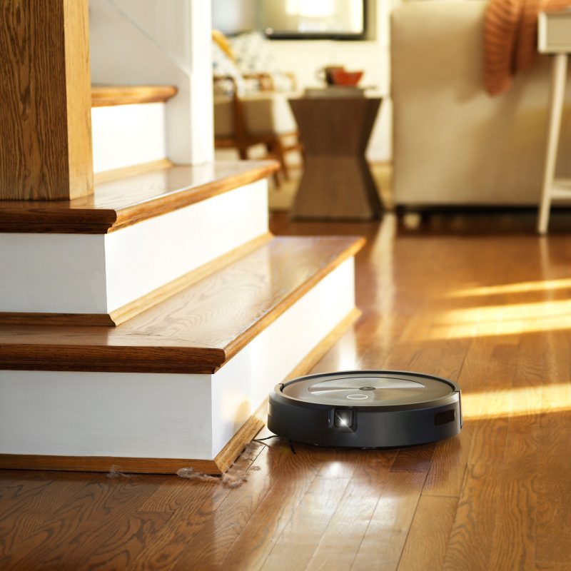 iRobot Roomba j7 (7150) Wi-Fi Connected Robot Vacuum - Graphite - Image 9