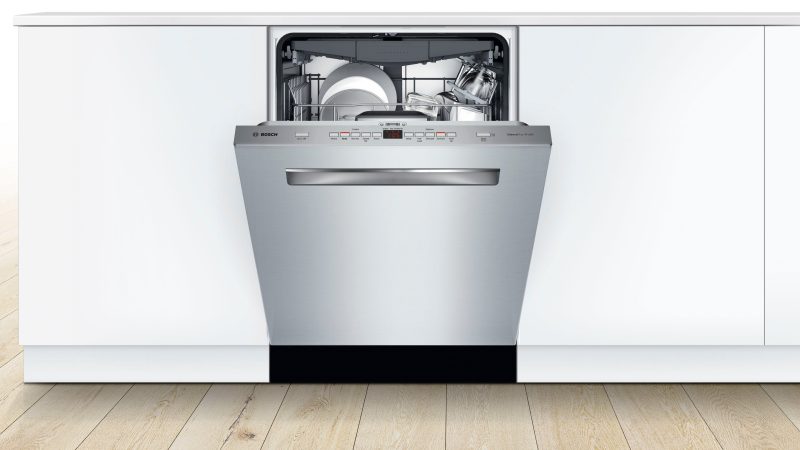 Bosch - 500 Series 24" Top Control Built-In Dishwasher with AutoAir, Stainless Steel Tub, 3rd Rack, 44 dBa - Stainless steel - Image 3