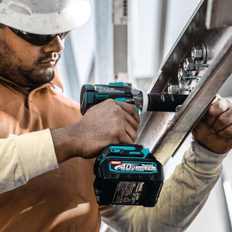 Makita GWT05D 40V Max Brushless Lithium-Ion 1/2 in. Cordless 4-Speed Impact Wrench with Detent Anvil Kit (2.5 Ah) - Image 9