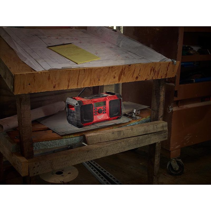 M18 Jobsite Radio 2890-20 from - Image 5