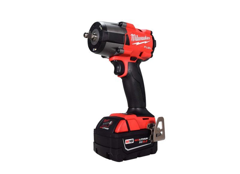 Milwaukee 2960-22R M18 Fuel 3/8" Mid-Torque Impact Wrench W/ Friction Ring Kit - Image 3