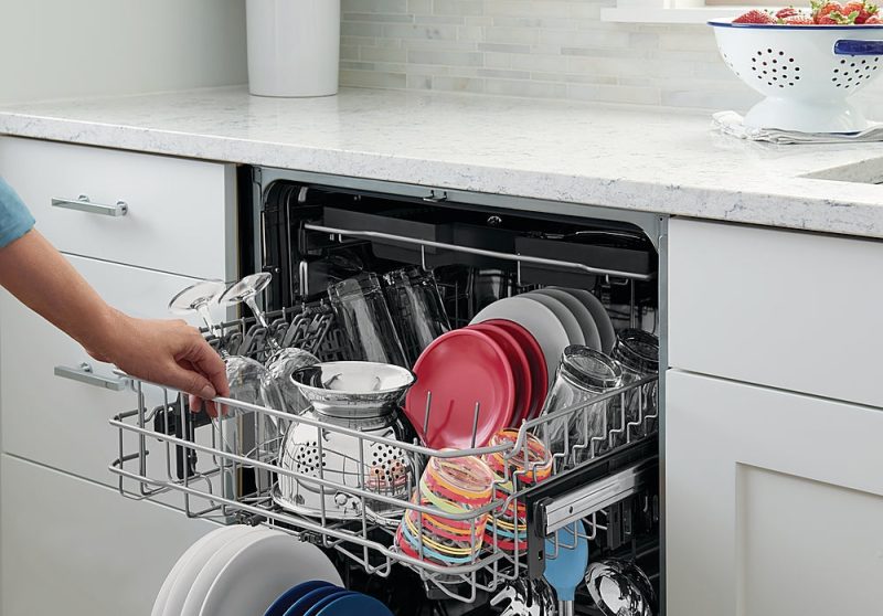 Frigidaire - Gallery 24" Top Control Tall Tub Built-In Dishwasher with Stainless Steel Tub - Stainless steel - Image 9