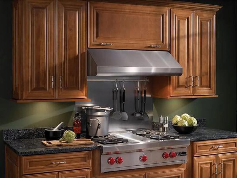 Broan 36W in. E Series Under Cabinet Range Hood - Image 2