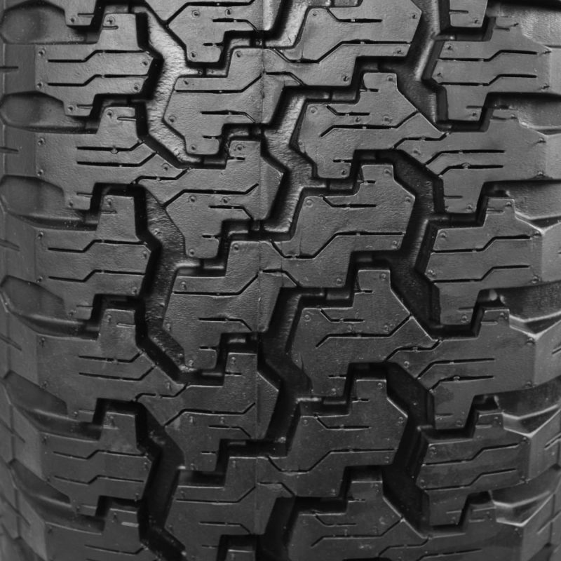 Goodyear Wrangler Radial 235/75R15 105S All-Season Tire - Image 4