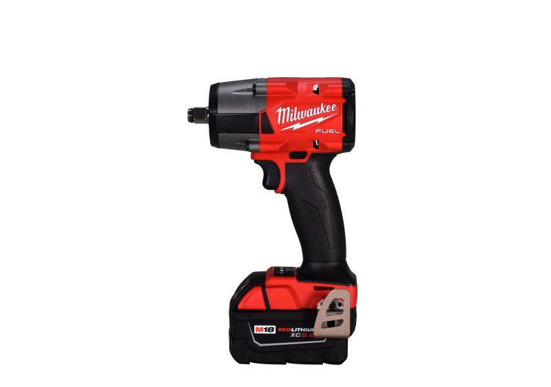 Milwaukee 2962-22R M18 Fuel 18 V 5 amps 1/2 in. Cordless Brushless Mid-Torque Impact Wrench Kit - Image 2