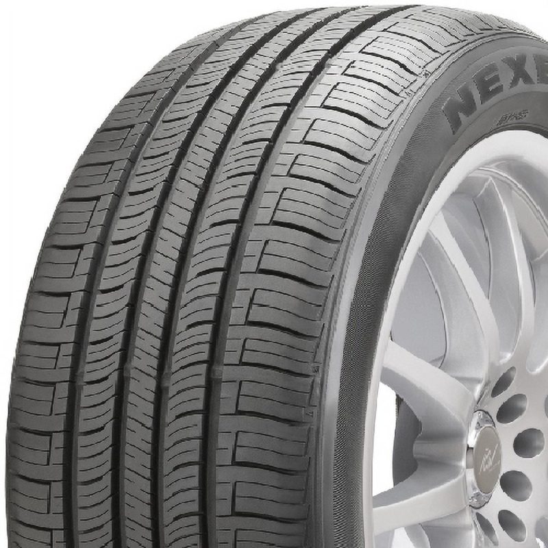 Nexen NPriz AH5 P195/75R14 92S WW All Season Tire - Image 2