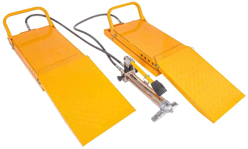 JEGS 79025 Hydraulic Car Lift Ramps Capacity: 3000 lbs./pair Lift Range: 5.10 in