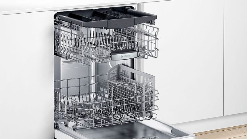 Bosch - 500 Series 24" Top Control Built-In Dishwasher with Stainless Steel Tub, 3rd Rack, 44 dBa - White - Image 7